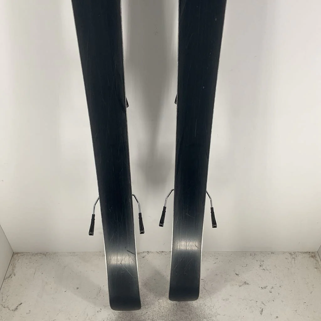 2022 Atomic Junior's Bent Chetler w/ Atomic L6 Demo Bindings - Image 4
