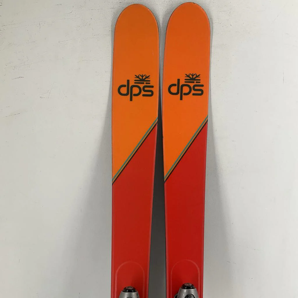 2022 DPS Pagoda 100 RP w/ Cast Freetour Pivot 15 Bindings w/ DPS Climbing Skins