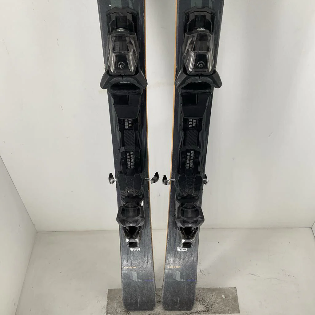 2023 Atomic Redster Q7 Revoshock w/ Atomic M Twelve Demo Bindings - Image 2