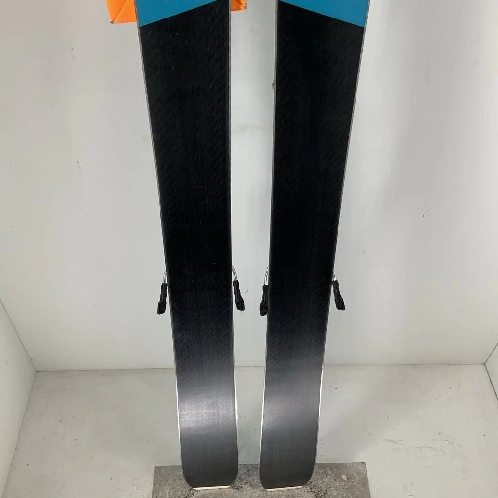2023 Zag Women's UBAC 95 w/ Atomic Backland Summit 9 Bindings w/ Zag UBAC Climbing Skins - Image 8