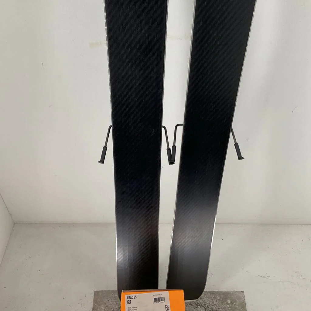 2024 Zag UBAC 95 w/ Dynafit Backlight Long Travel Bindings w/ Zag UBAC Climbing Skins - Image 8