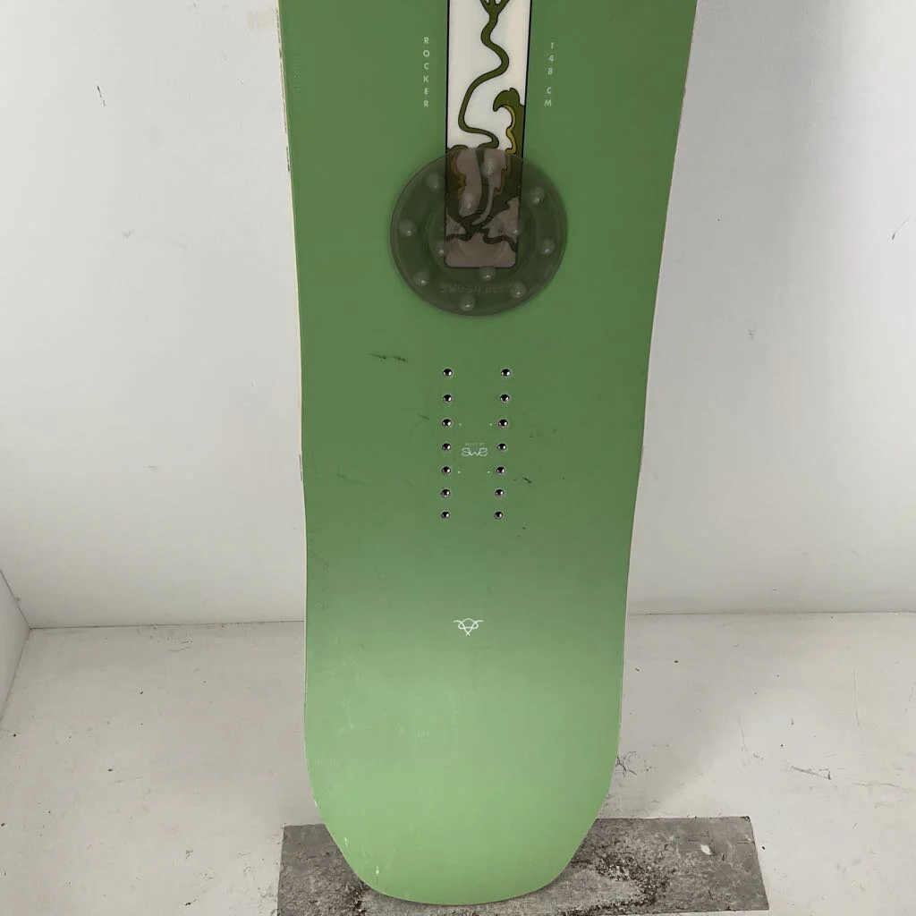 2025 Arbor Women's Swoon Decon Rocker Snowboard - Image 2