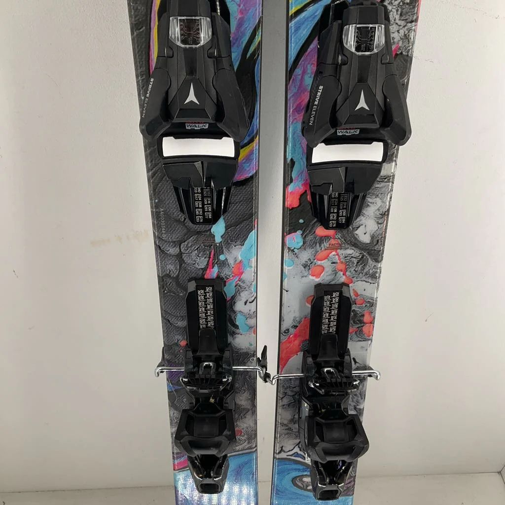 2025 Atomic Bent 110 w/ Atomic Strive 11 Demo Bindings - Image 13