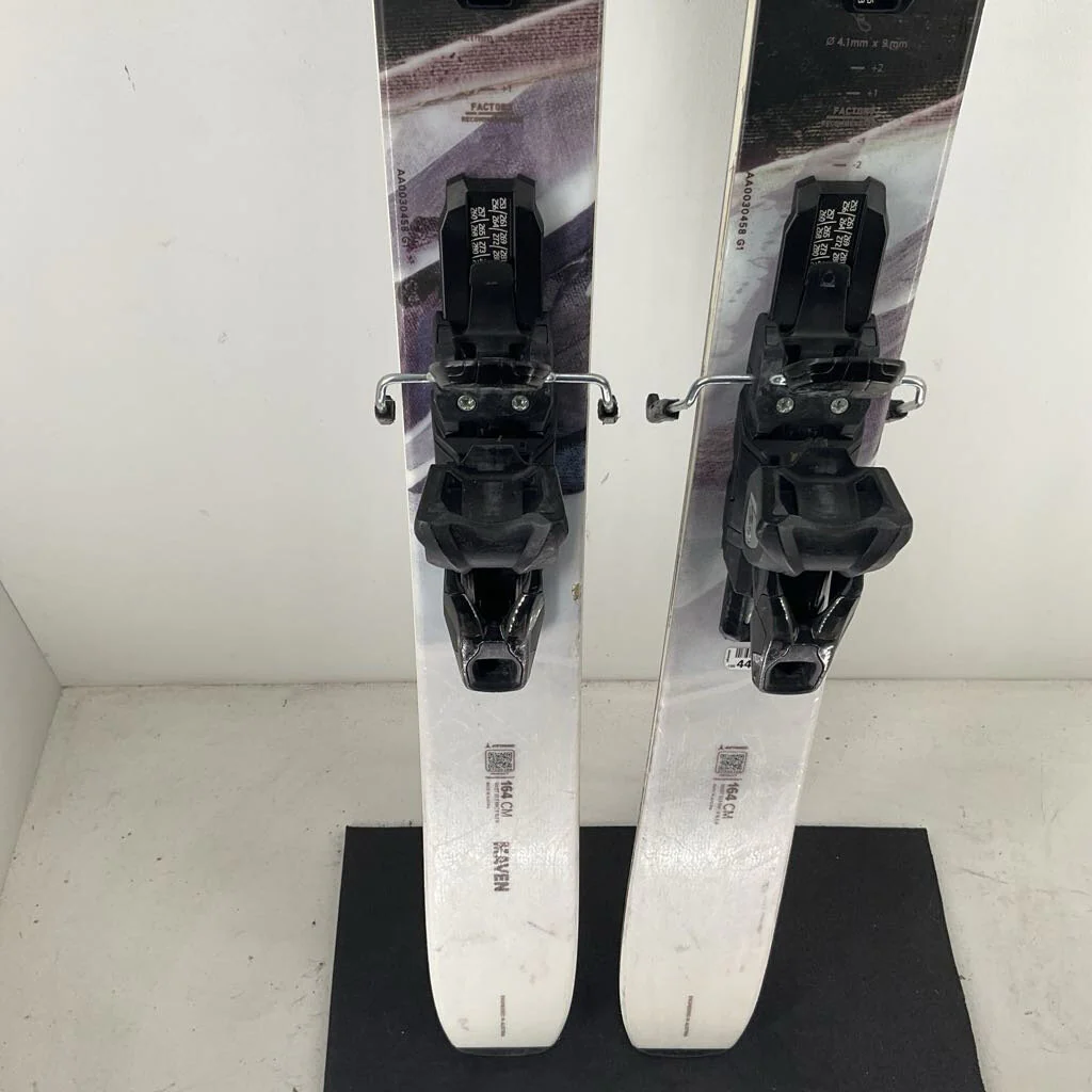 2025 Atomic Maven 93C w/ Atomic Strive 11 Demo Bindings - Image 24