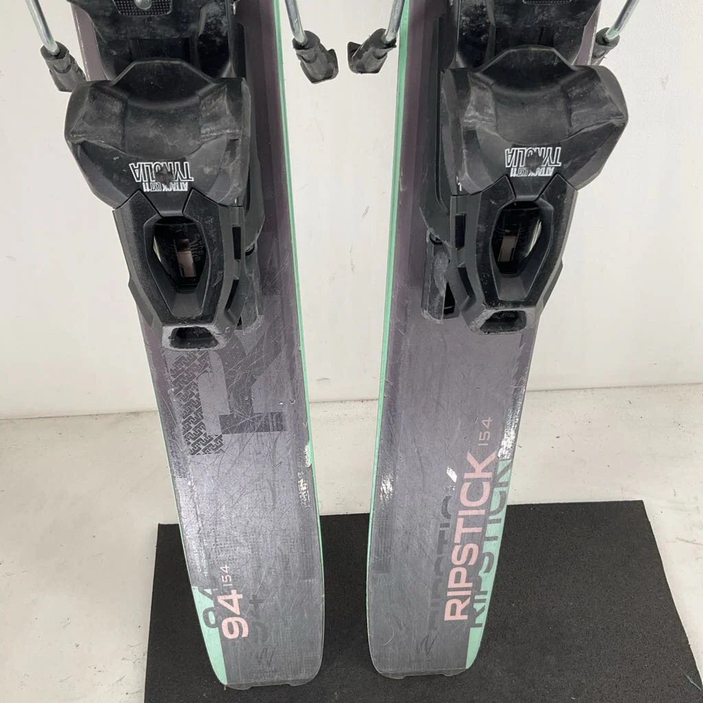 2025 Elan Women's Ripstick 94 w/ Elan Attack 11 Demo Bindings - Image 34