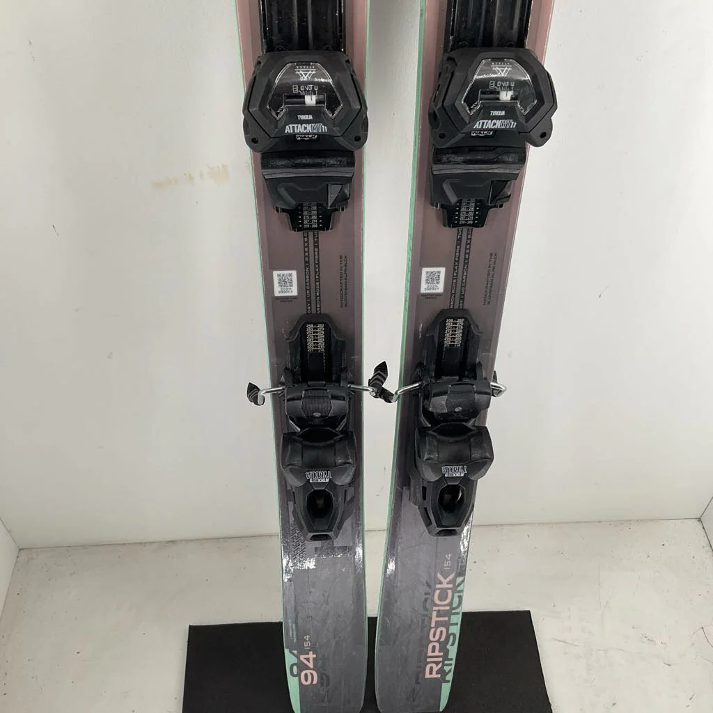 2025 Elan Women's Ripstick 94 w/ Elan Attack 11 Demo Bindings - Image 58