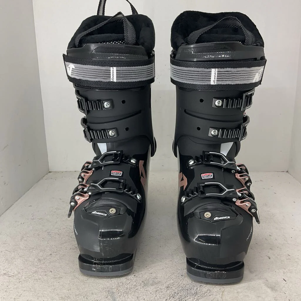 2025 Nordica Women's SpeedMachine 3 115 *Floor Model*