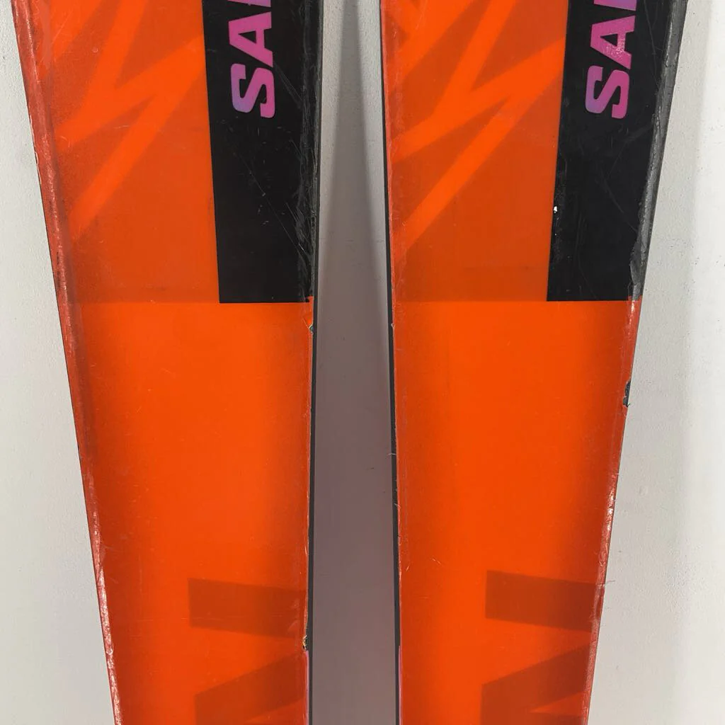 2025 Salomon QST 106 w/ Salomon Strive 13 Demo Bindings - Image 120
