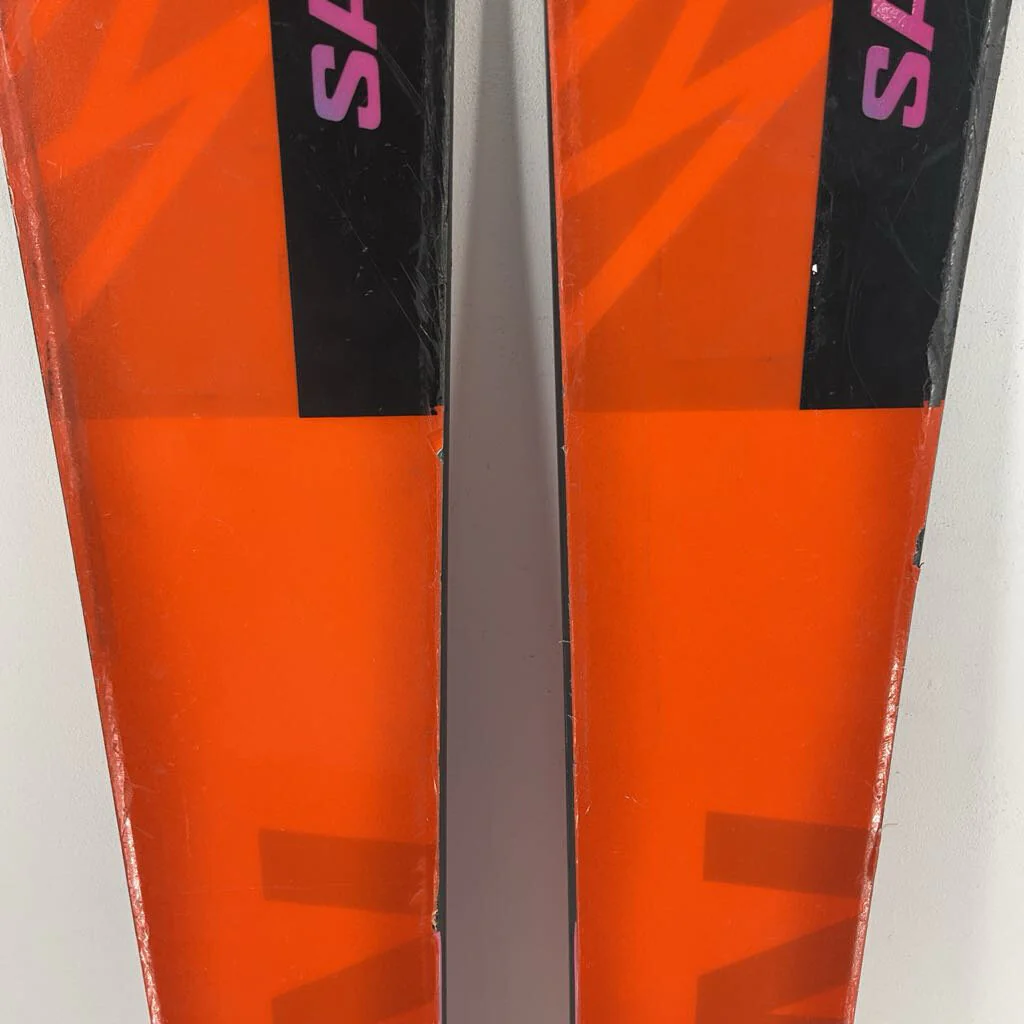2025 Salomon QST 106 w/ Salomon Strive 13 Demo Bindings - Image 124