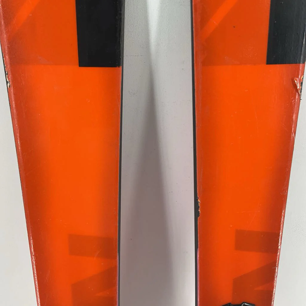 2025 Salomon QST 106 w/ Salomon Strive 13 Demo Bindings - Image 136