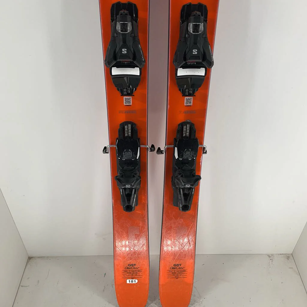 2025 Salomon QST 106 w/ Salomon Strive 13 Demo Bindings - Image 175