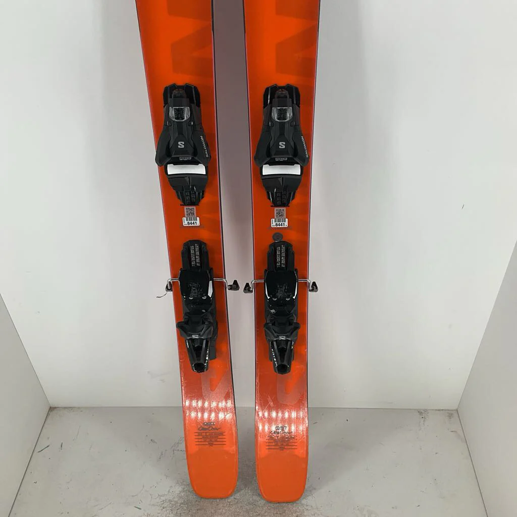 2025 Salomon QST 106 w/ Salomon Strive 13 Demo Bindings - Image 18