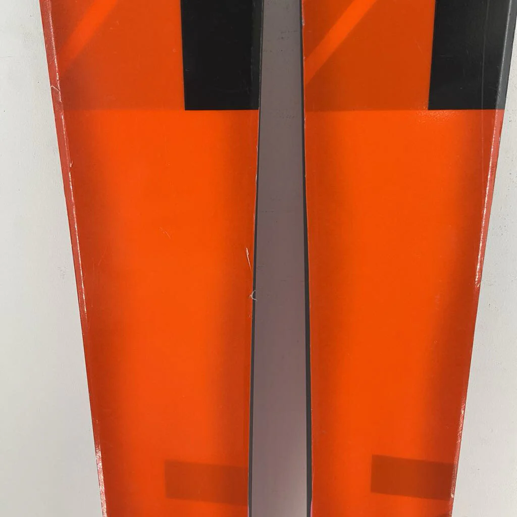 2025 Salomon QST 106 w/ Salomon Strive 13 Demo Bindings - Image 197