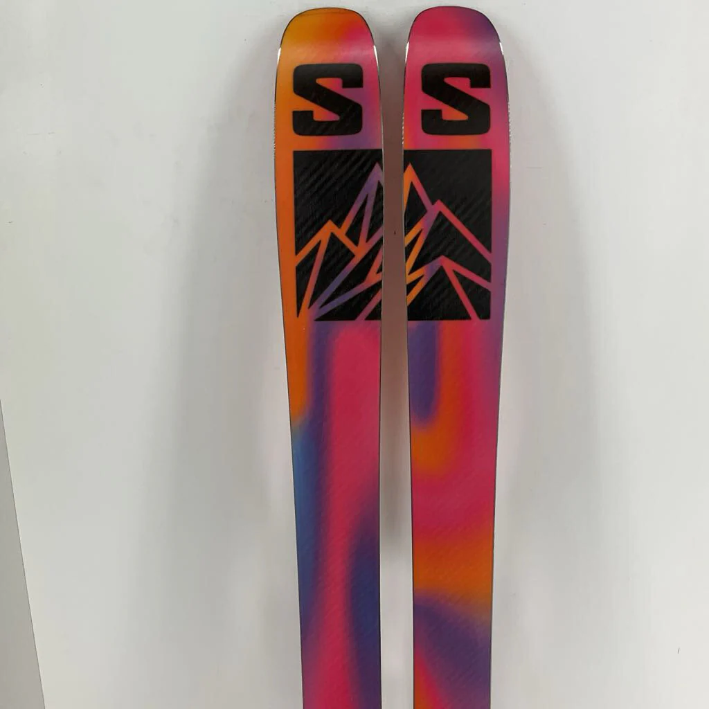 2025 Salomon QST 106 w/ Salomon Strive 13 Demo Bindings - Image 27