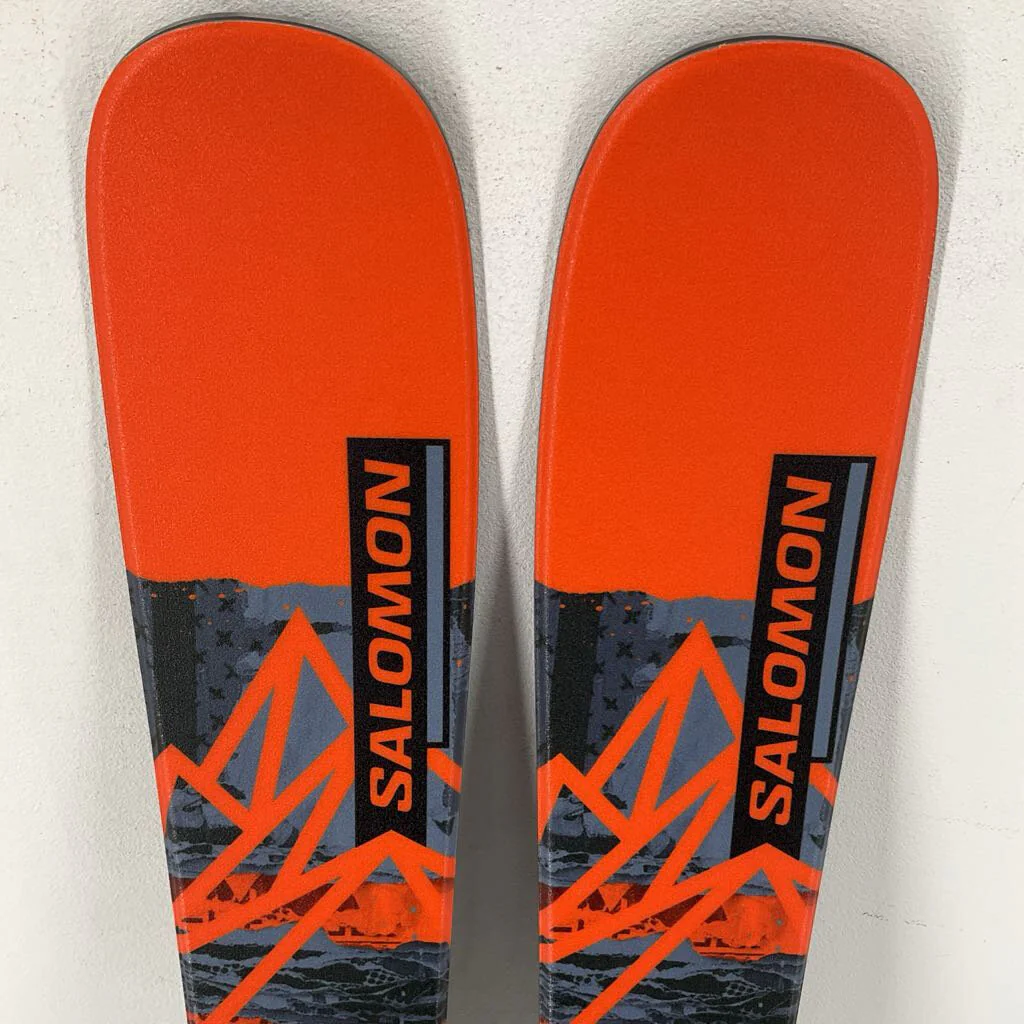 2025 Salomon QST Spark JR Ski w/ C5 GW Bindings - Image 4