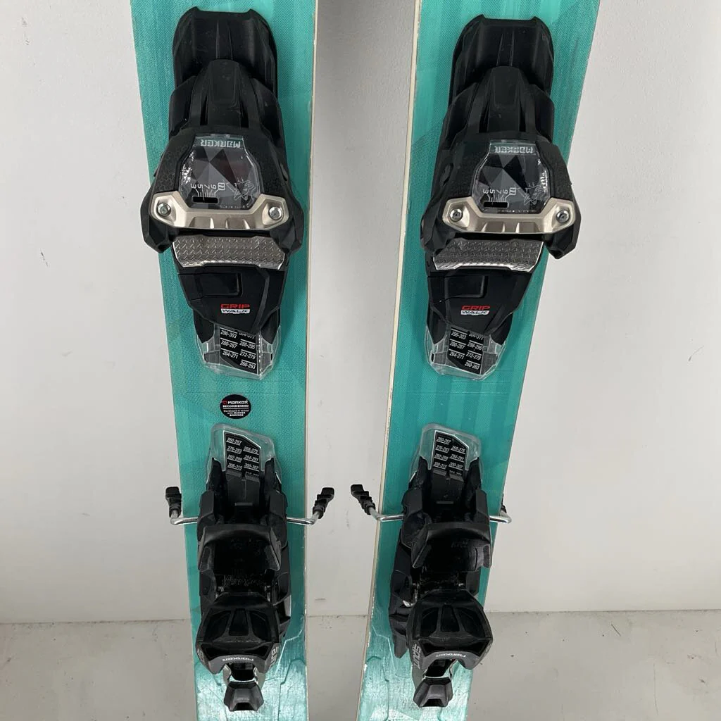 2025 Volkl Women's Secret 96 w/ Marker Squire 11 Demo Bindings - Image 29