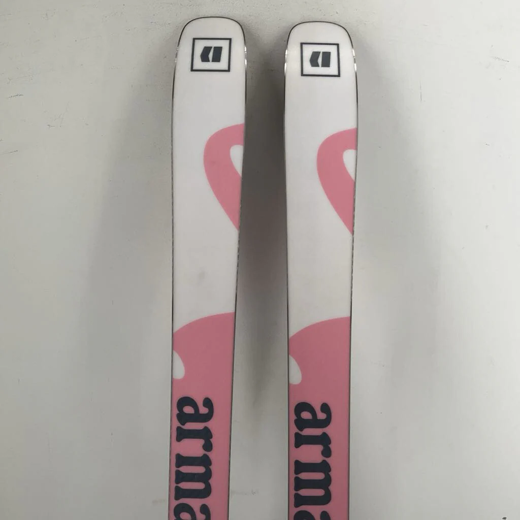 2026 Armada ARW 100 w/ Armada Strive 11 Demo Bindings - Image 3