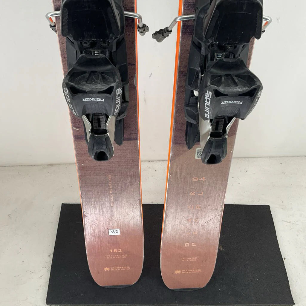 2026 Blizzard Women's Black Pearl 94 w/ Marker Squire 11 TCX Demo Bindings *topsheet damage* - Image 6
