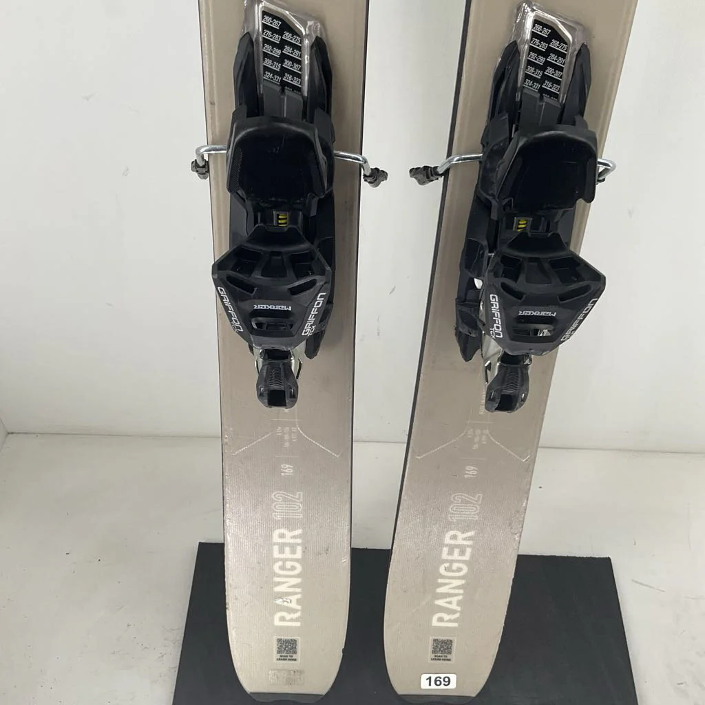 2026 Fischer Ranger 102 w/ Marker Griffon 13 Demo Bindings - Image 23
