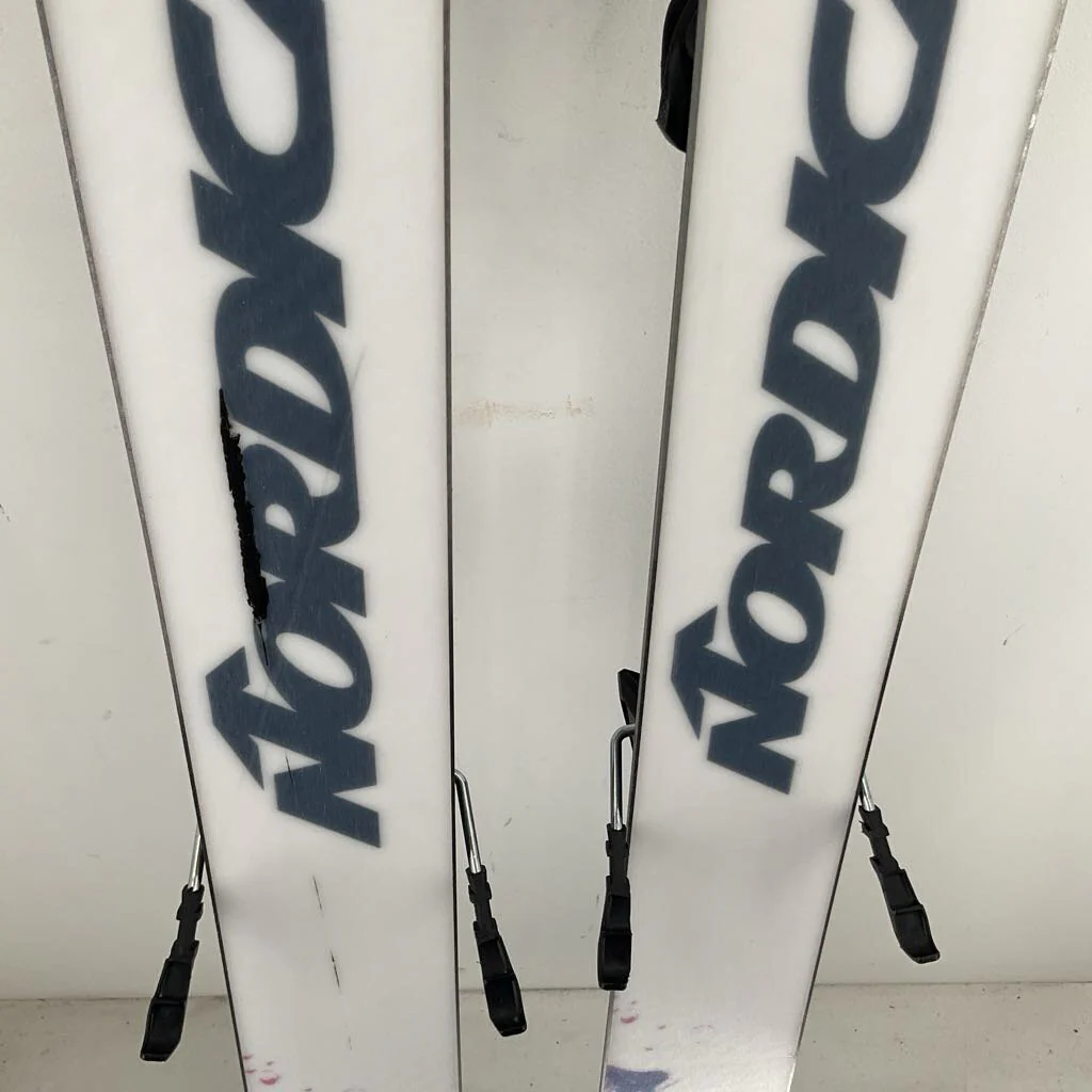 2026 Nordica Unleashed 98 CA w/ Marker Griffon 13 Demo Bindings - Image 25
