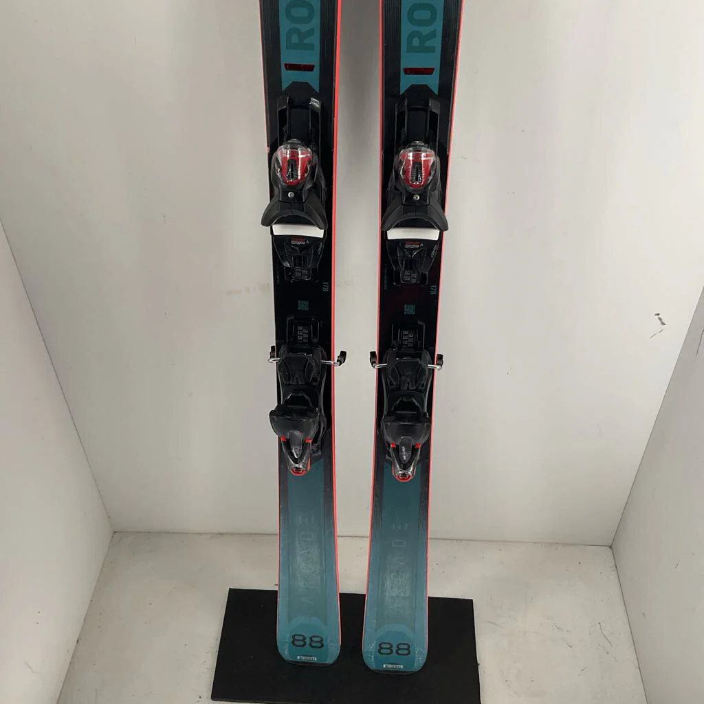 2026 Rossignol Arcade 88 w/ Look SPX 12 Demo Bindings - Image 16