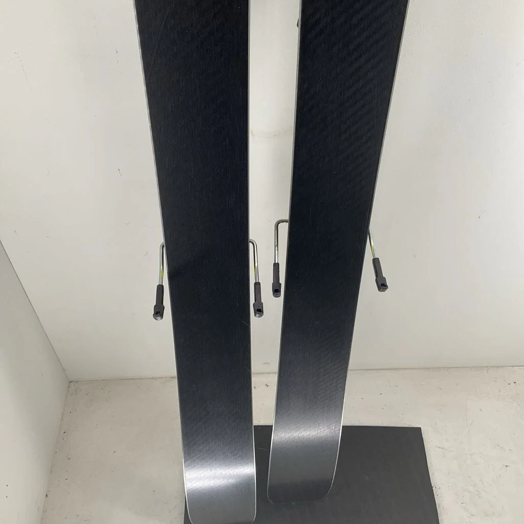 2026 Rossignol Sender Soul 102 w/ Look NX 12 Demo Bindings *Topsheet Damage* - Image 8