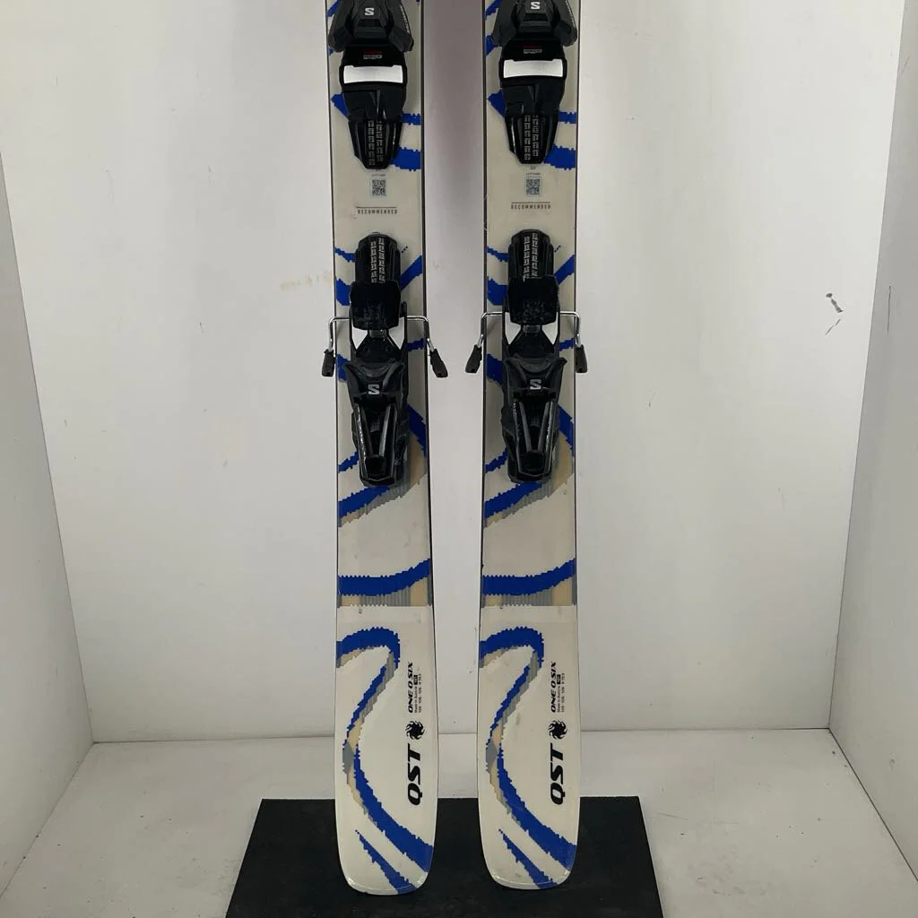 2026 Salomon QST 106 w/ Salomon Strive 13 Demo Bindings *topsheet damage* - Image 2