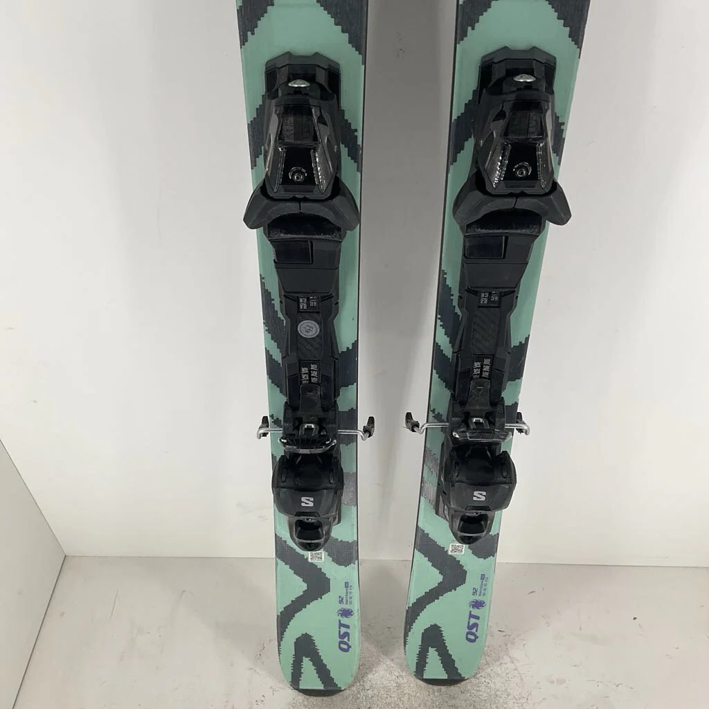 2026 Salomon QST 92 w/ Salomon M11 GW Demo Bindings - Image 2