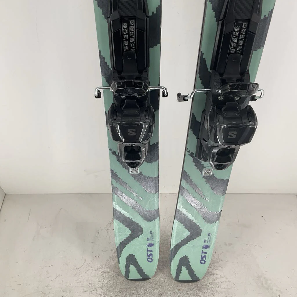 2026 Salomon QST 92 w/ Salomon M11 GW Demo Bindings - Image 45