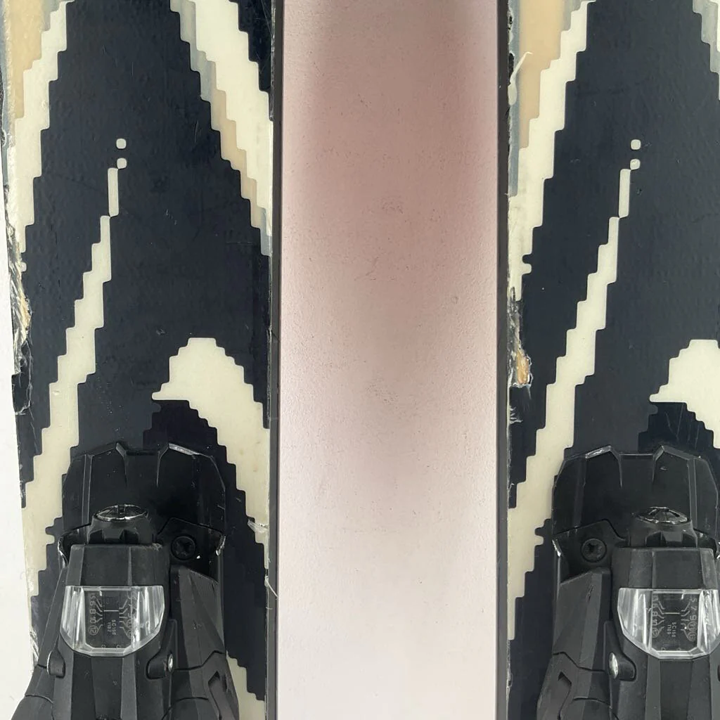 2026 Salomon QST 94 w/ Salomon Strive 13 Demo Bindings - Image 16