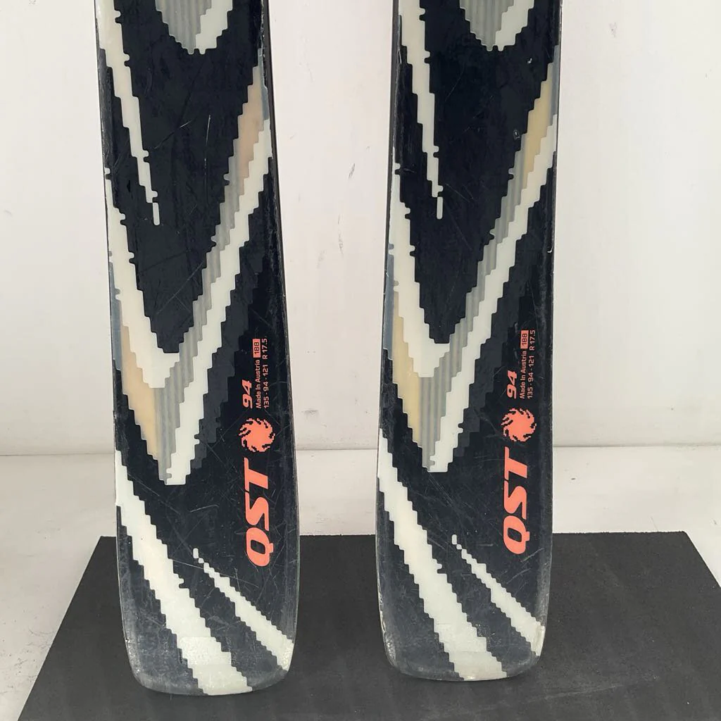 2026 Salomon QST 94 w/ Salomon Strive 13 Demo Bindings - Image 30