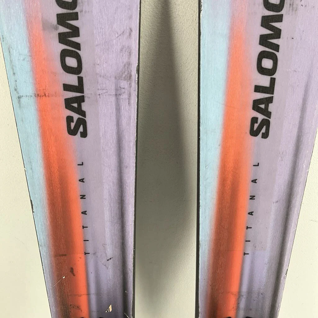 2026 Salomon Stance Pro 86 w/ Salomon Strive 13 Demo Bindings *topsheet damage* - Image 4