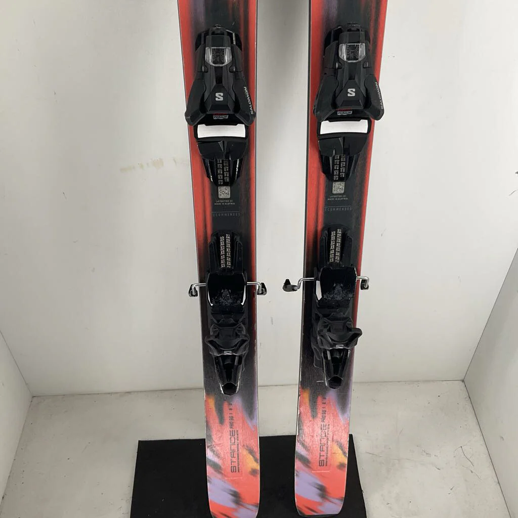 2026 Salomon Stance Pro 96 w/ Salomon Strive 13 Demo Bindings *Topsheet Damage* - Image 2