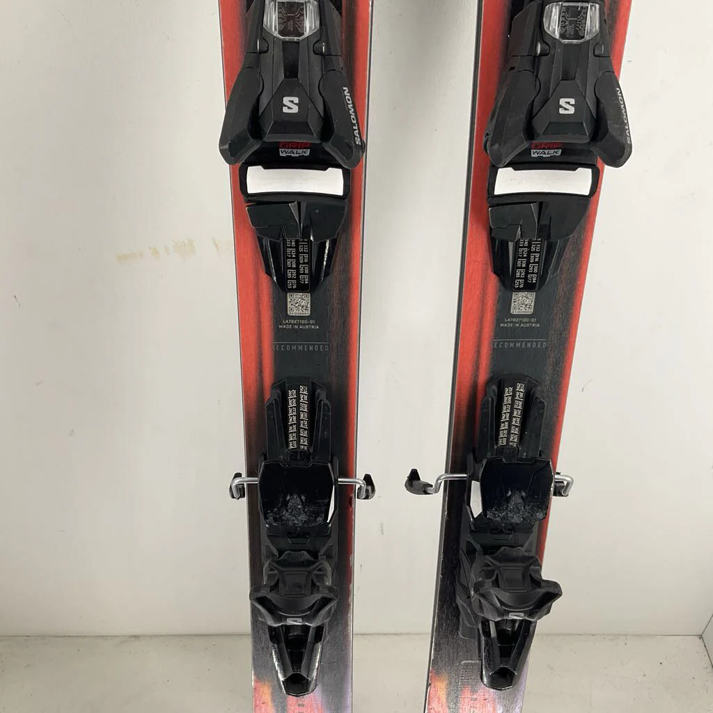 2026 Salomon Stance Pro 96 w/ Salomon Strive 13 Demo Bindings *Topsheet Damage* - Image 5
