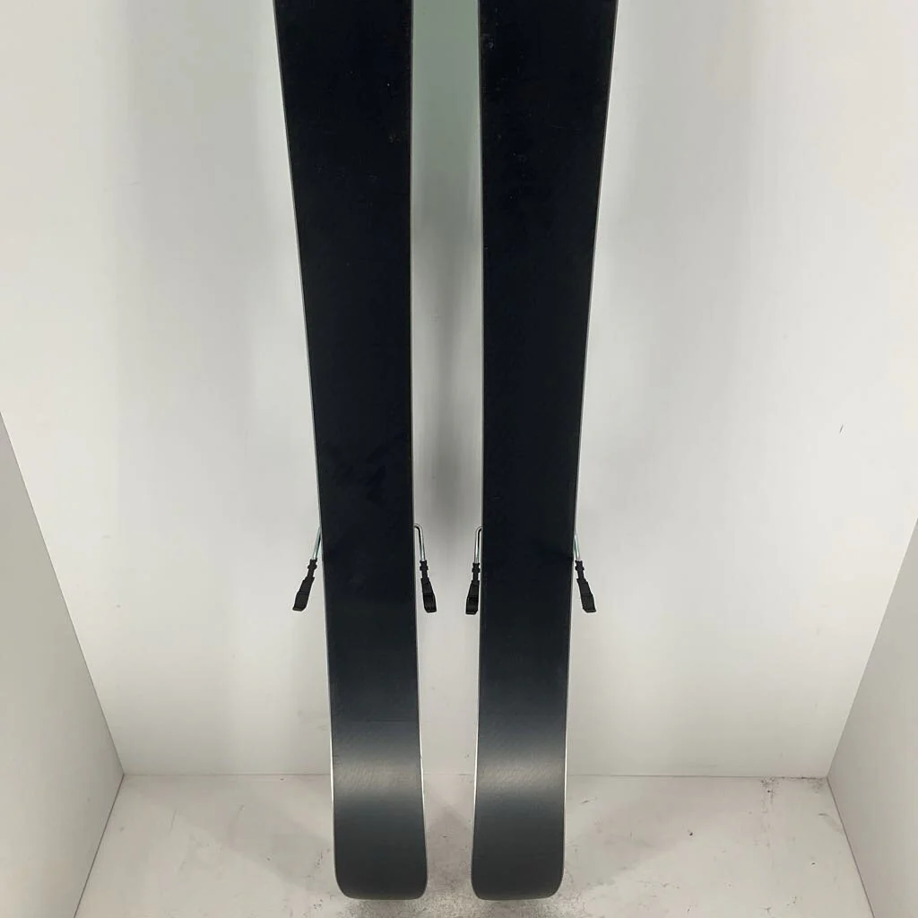 2026 Volkl Blaze 104 w/ Marker Griffon 13 Demo Bindings - Image 4