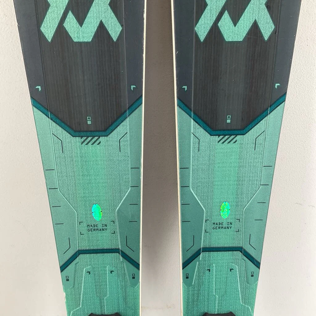 2026 Volkl Mantra 84 W w/ Marker Squire TCX 11 Demo Bindings - Image 20