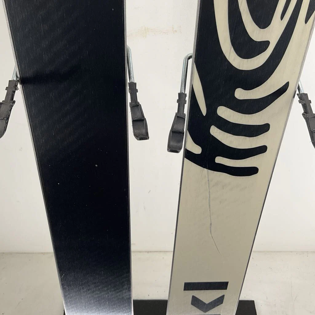 2026 Volkl Revolt 101 w/ Marker Griffon 13 Demo Bindings - Image 9