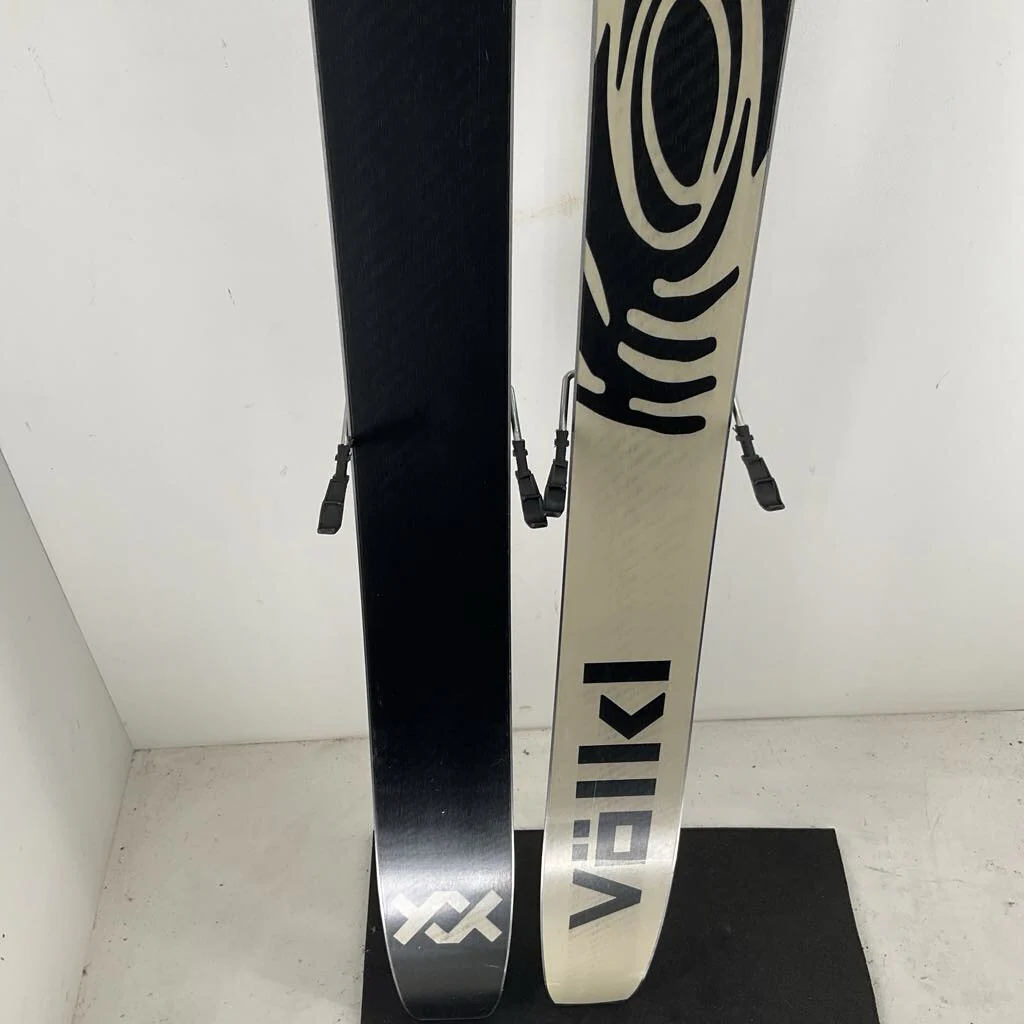 2026 Volkl Revolt 101 w/ Marker Griffon 13 Demo Bindings *Topsheet Damage* - Image 8