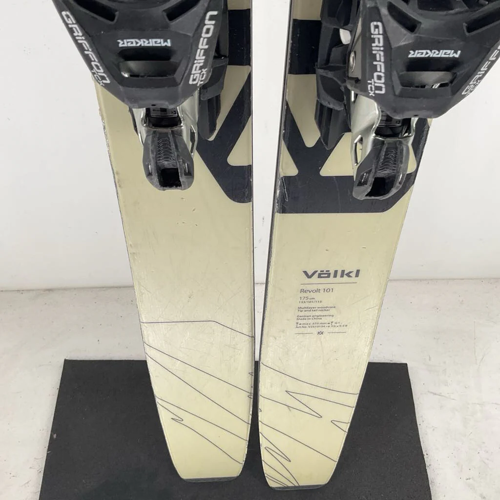 2026 Volkl Revolt 101 w/ Marker Griffon 13 Demo Bindings *Topsheet Damage* - Image 6