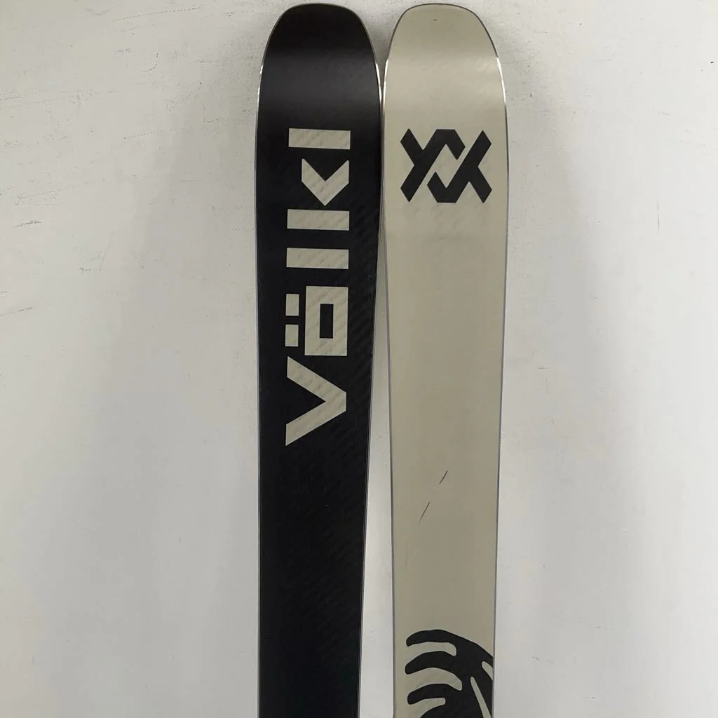 2026 Volkl Revolt 101 w/ Marker Griffon 13 Demo Bindings *Topsheet Damage* - Image 7