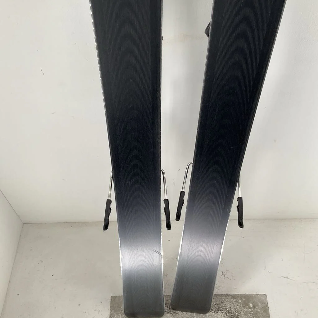 2027 Atomic Cloud Q12 Revoshock w/ Atomic M 10 Demo Bindings - Image 8
