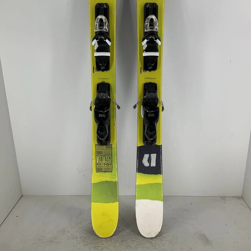 Armada Junior's Tantrum w/ Look Xpress 7 Demo Bindings - Image 2