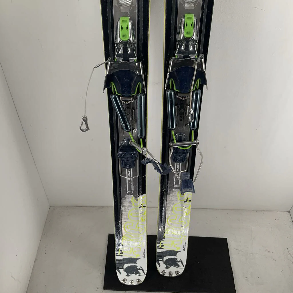 Blizzard Titan Atlas w/ Black Diamond O1 Telemark Binding w/ Salomon Climbing Skins - Image 2