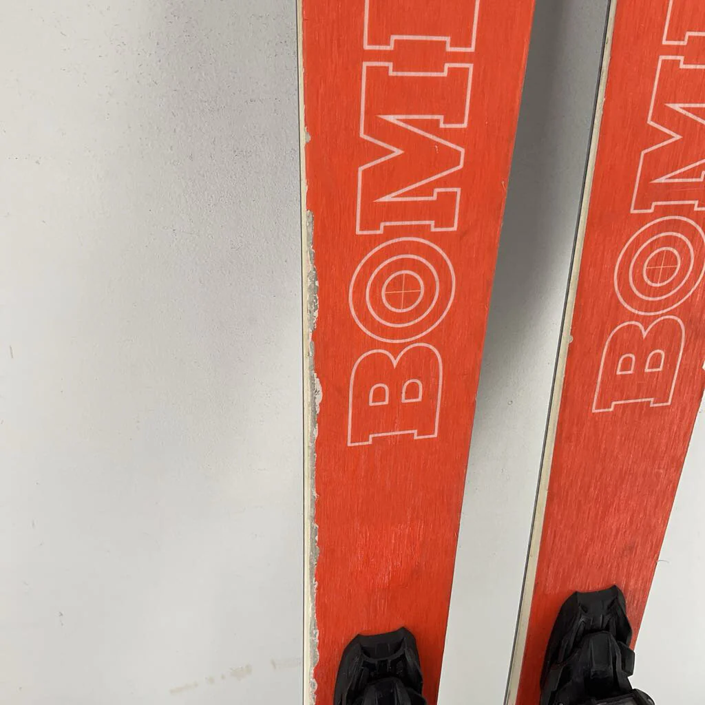 Bomber Ascent 95P w/ Marker Griffon 13 TCX Demo Bindings *topsheet chipping* - Image 3