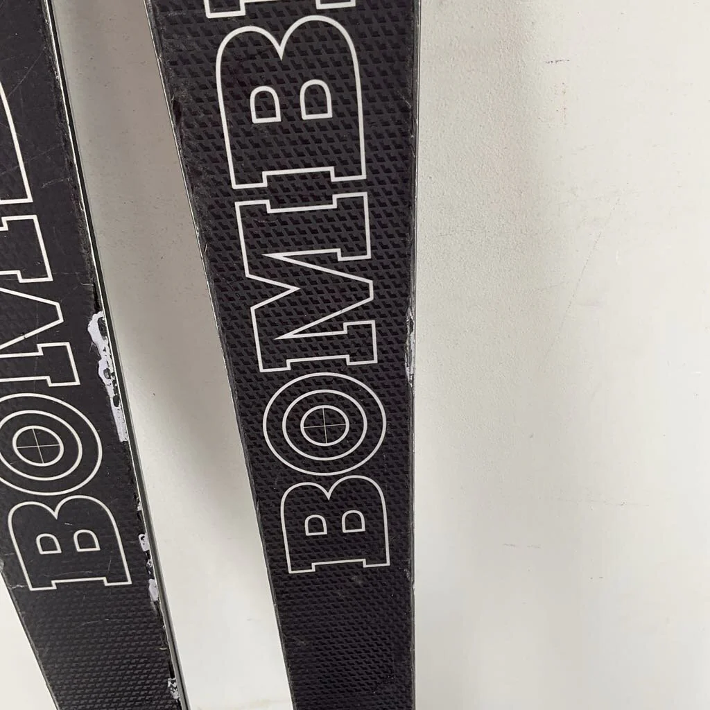 Bomber Pro Carve 70 w/ Marker XCell 14 System Bindings *Topsheet Damage* - Image 4