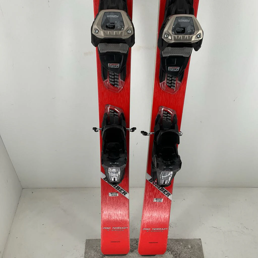 Bomber Pro Terrain w/ Marker Griffon 13 Demo Bindings *topsheet chipping* - Image 2