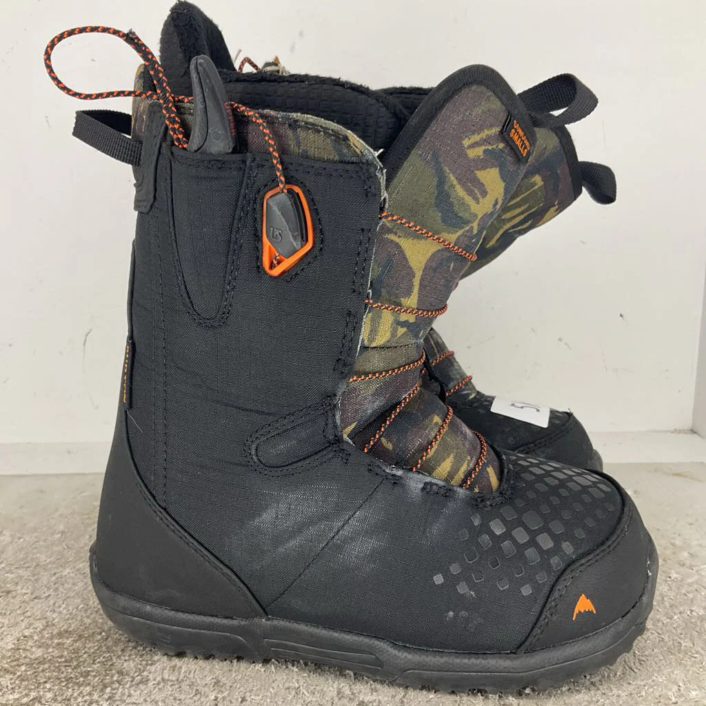Burton Juniors Concord Smalls
