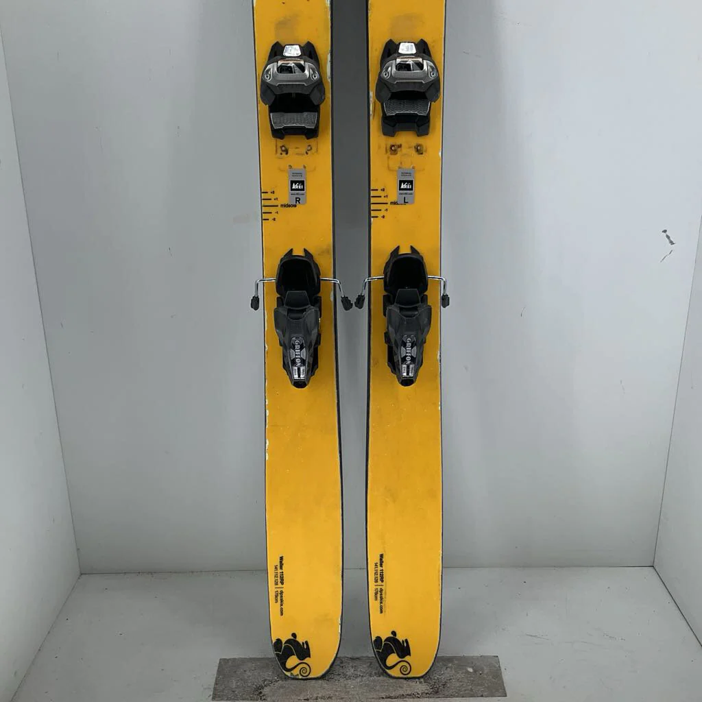 DPS Wailer 112 RP w/ Marker Griffon 13 Bindings *2 mounts, major topsheet chipping* - Image 2