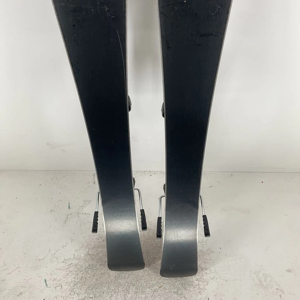 Elan Junior's Maxx w/ Elan 4.5 CA Demo Bindings - Image 4