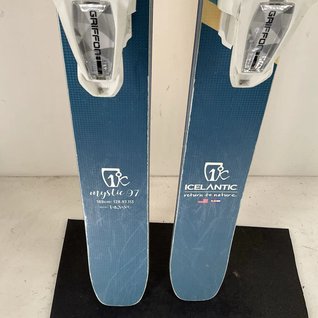 Icelantic Mystic 97 w/ Marker Griffon 13 Bindings - Image 6